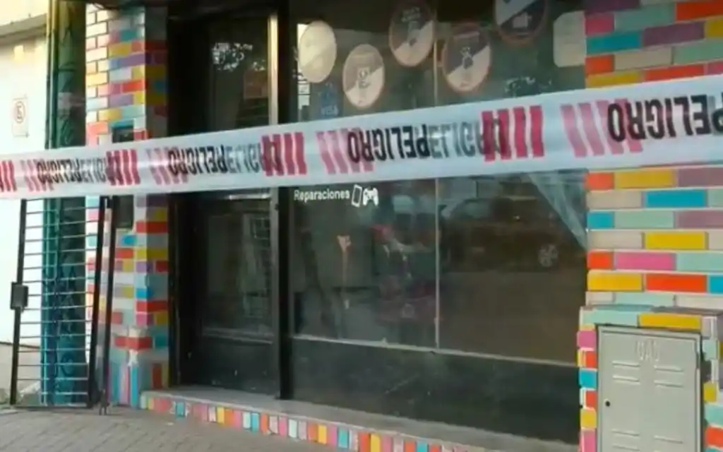 Los vecinos escucharon los gritos y rápidamente alertaron a la familia