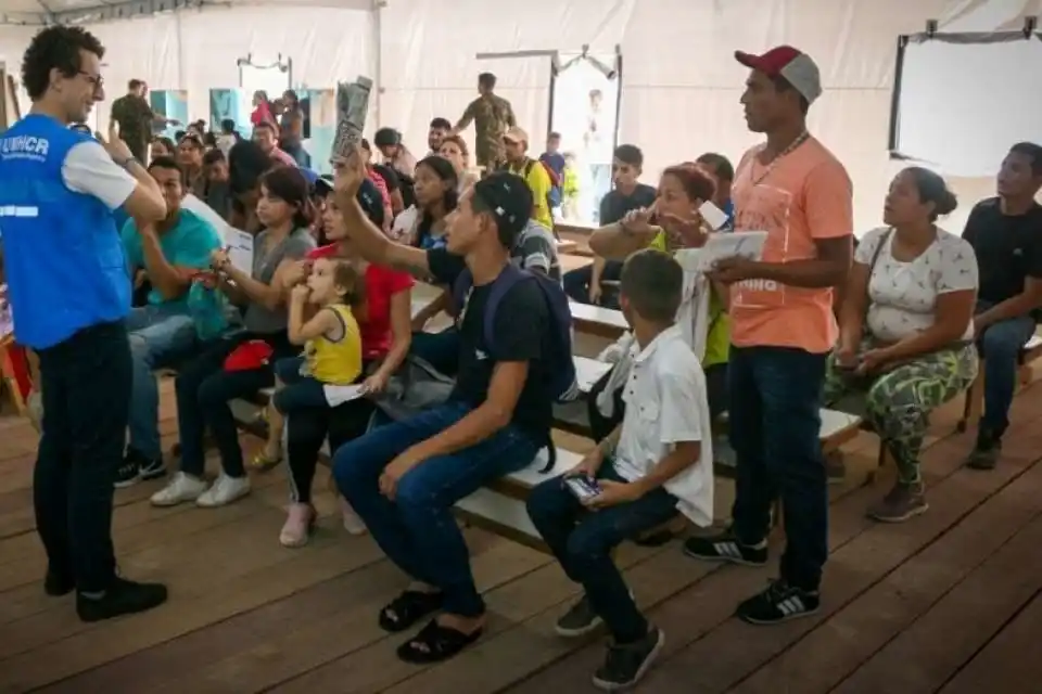 ¡VÍCTIMAS DEL DESPLAZAMIENTO! Al menos 400 niños venezolanos están indocumentados en Manaos