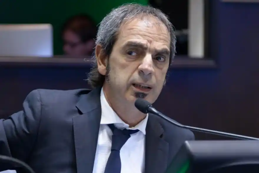 Legislatura bonaerense: Diputado oficialista dejó el bloque de Cambiemos
