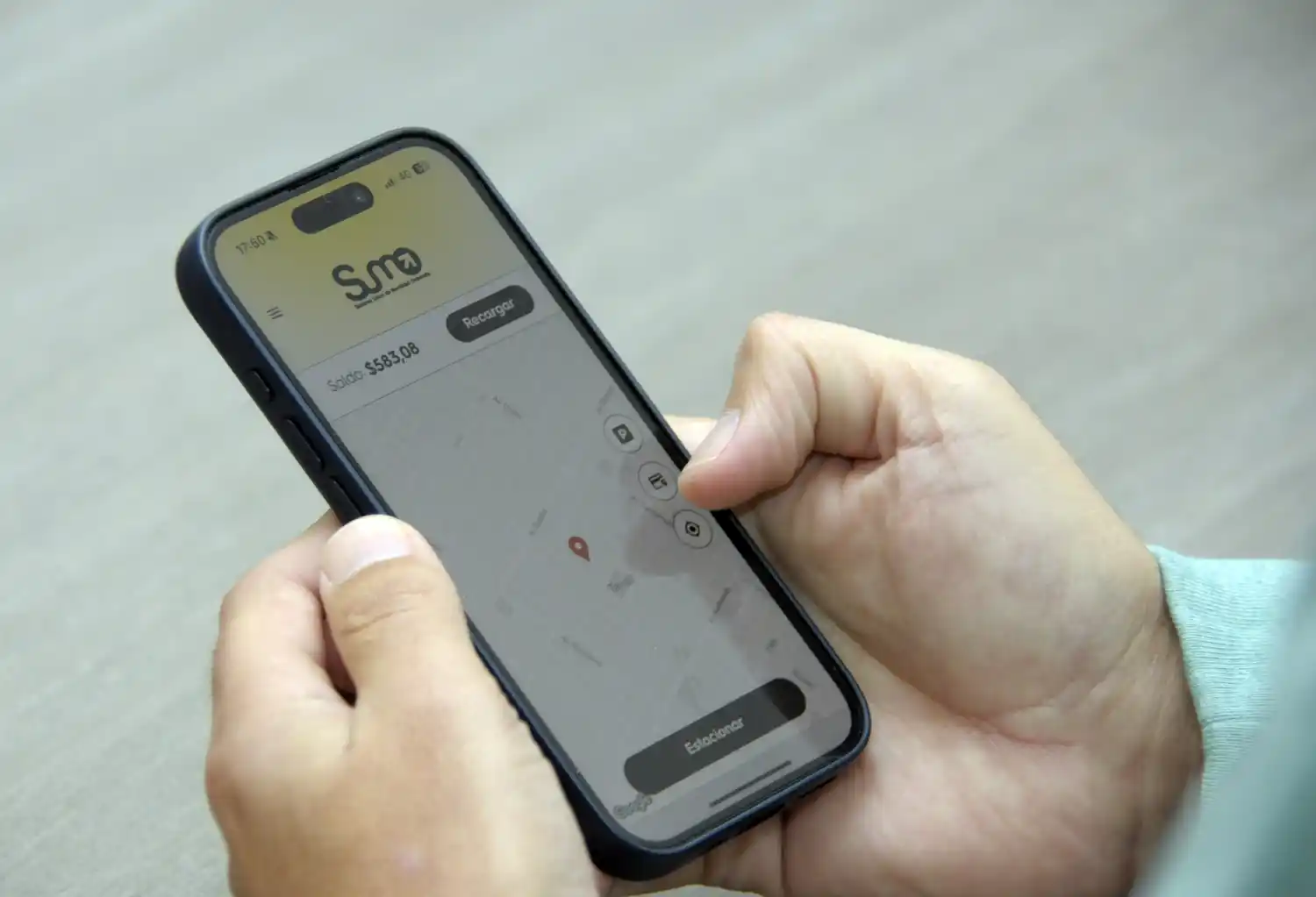 La función permitirá a los usuarios del estacionamiento medido hacer una recarga desde la app.