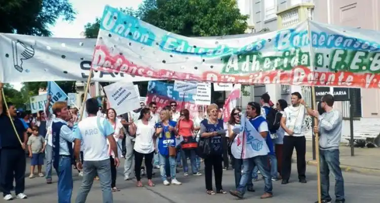 Docentes: Para Suteba San Pedro, la propuesta del gobierno provincial es “impresentable”
