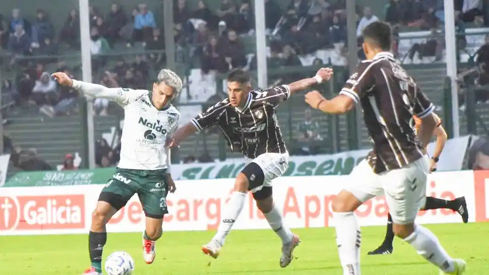 Platense le ganó a Sarmiento como visitante por 1 a 0 y tiene la clasificación casi sellada