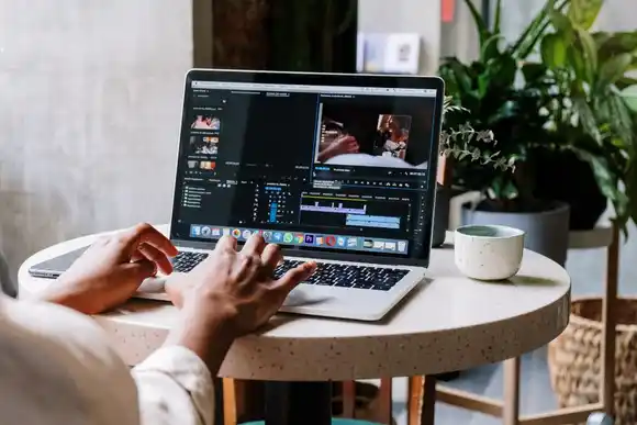 Qué laptops elegir en Argentina para carreras que exigen máximo rendimiento