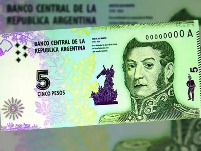 Emiten nuevo billete de 5 pesos alusivo al sable corvo de San Martín