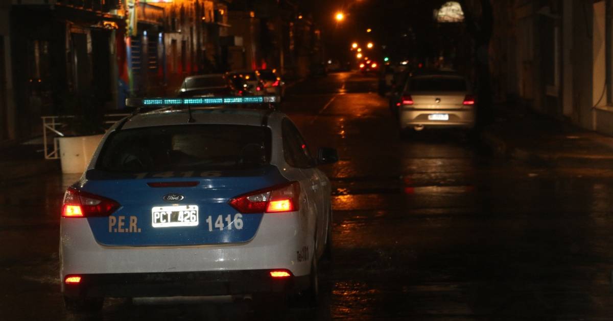 Un hombre agarro del cuello a su pareja en plena 25 de mayo: terminó detenido