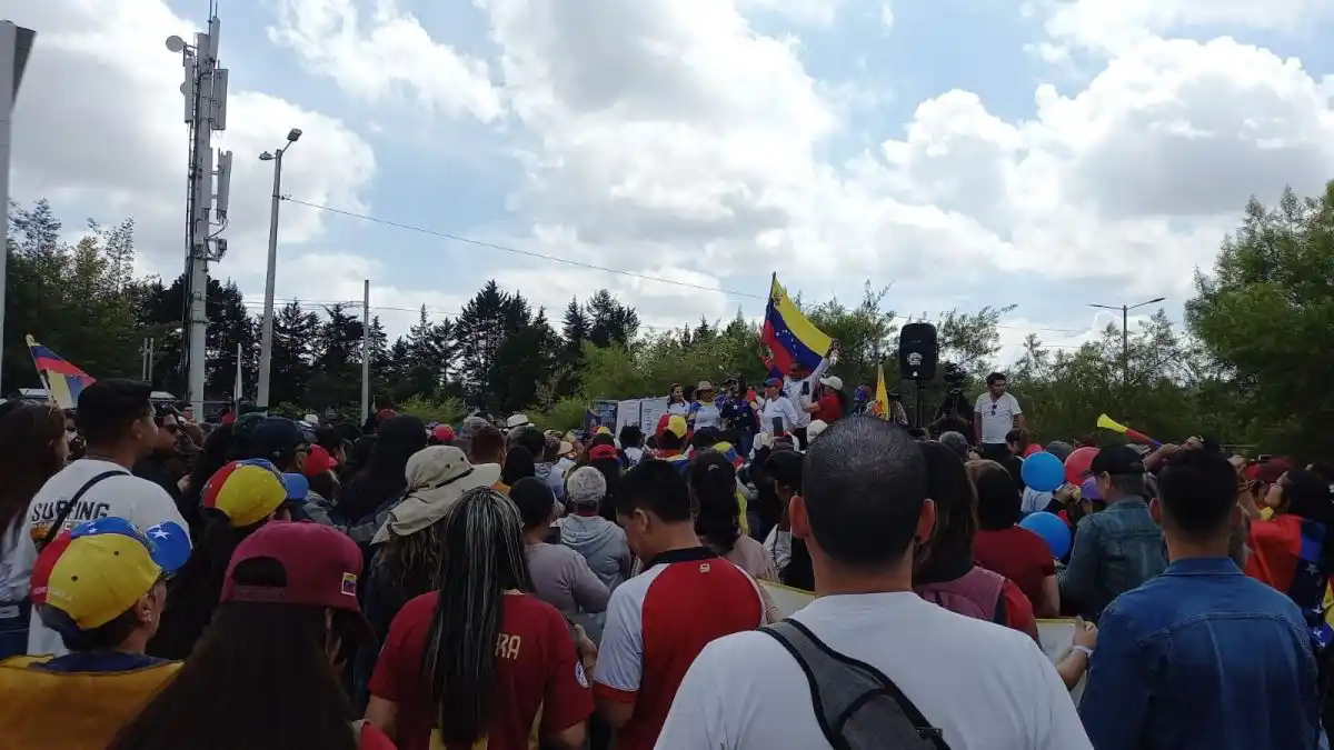 Correístas no estarán en el encuentro con Edmundo González y desaprovechan oportunidad para tratar crisis migratoria