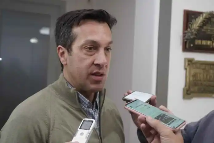 Necochea: Arturo Rojas reclamó por obras a Nación y que rebajen el IVA al municipio