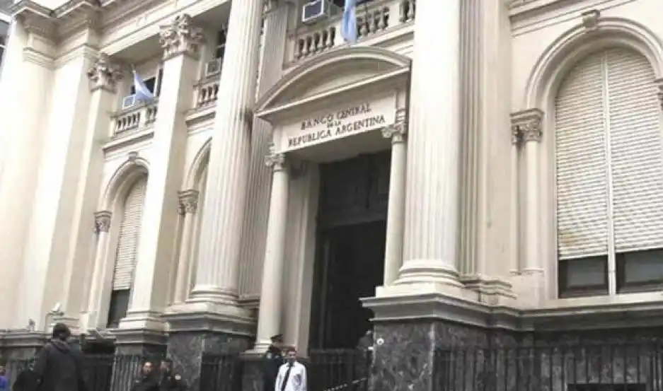 Fuerte caída de los depósitos en moneda extranjera durante el mes de septiembre