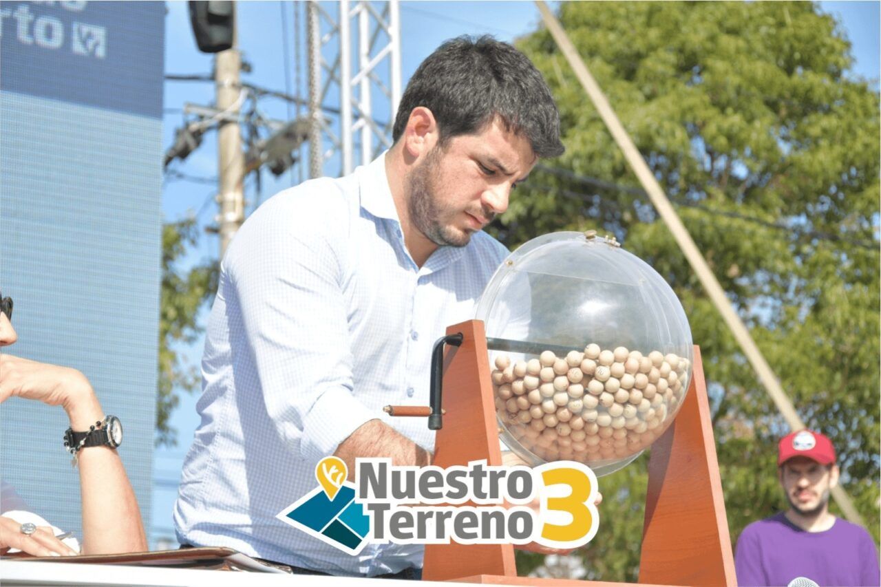 Chiarella anunció la apertura de inscripciones para el sorteo de 108 terrenos   