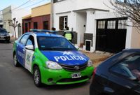 Intentó separar una pelea de dos perros pitbull, le mordieron la mano y fue hospitalizada