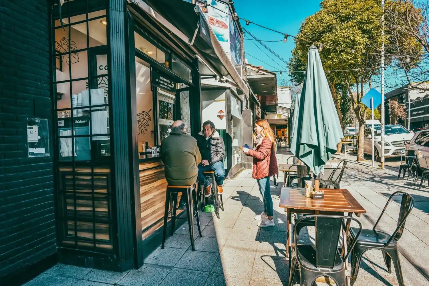 Las cafeterías están entre los principales rubros que se habilitan.