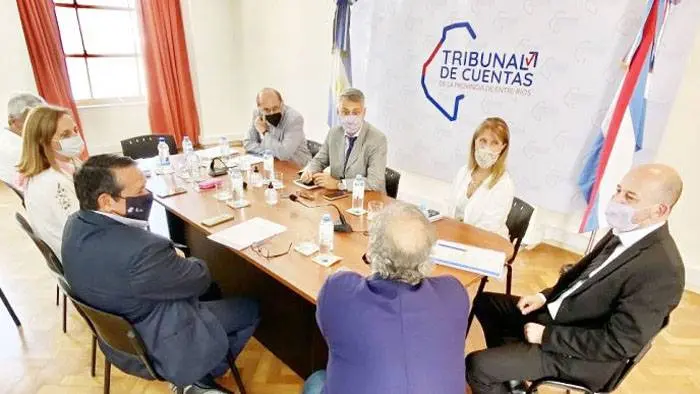 El Tribunal de Cuentas estableció pautas de trabajo con la FHAyCS