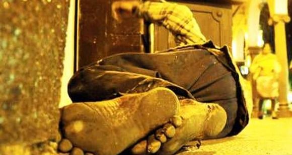 Qué se puede hacer cuando vemos que una persona duerme en la calle y no quiere recibir asistencia