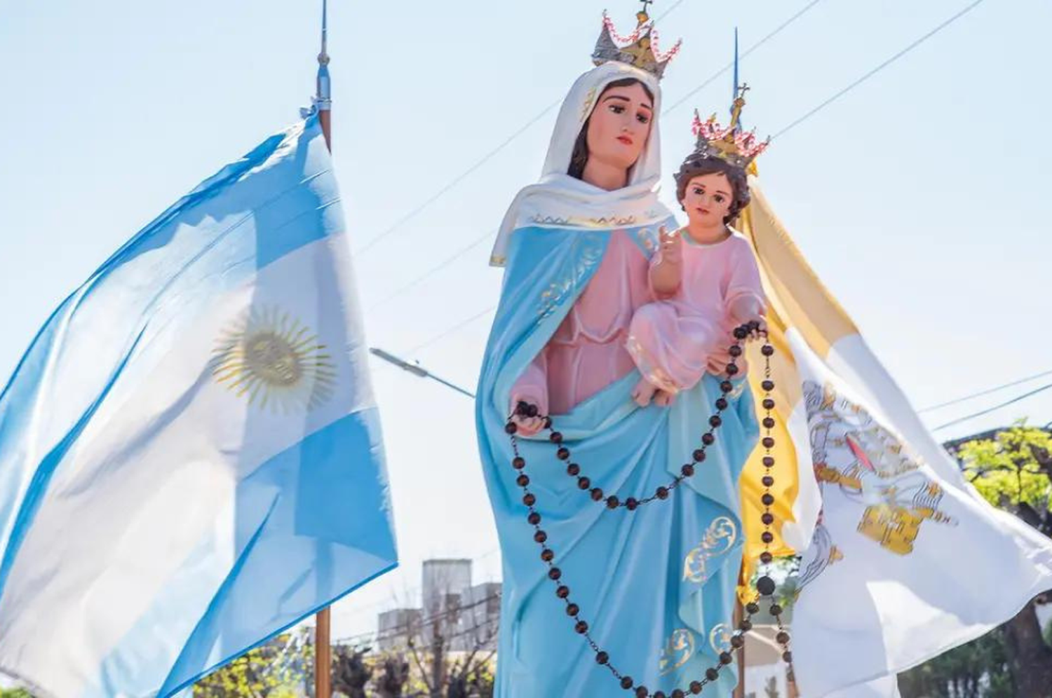 Cómo fueron las visiones de la Virgen del Rosario, la primera patrona del curato de los Arroyos.