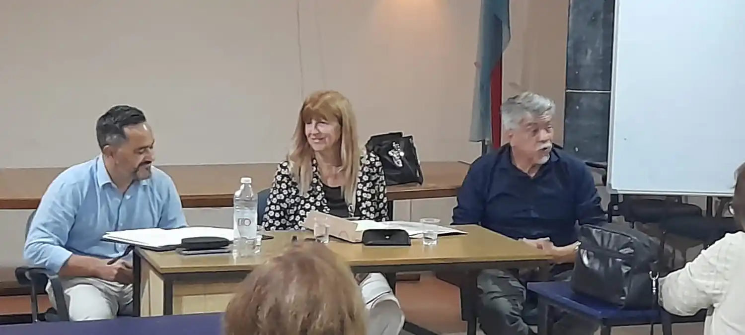 Debate sobre seguridad social y salud en Entre Ríos: preocupación por la reforma previsional y la situación de la obra social