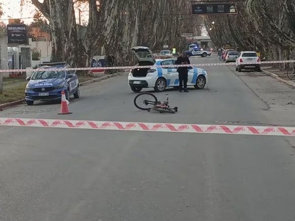 Tragedia en Córdoba: un adolescente de 16 años que manejaba una camioneta atropelló y mató a un ciclista