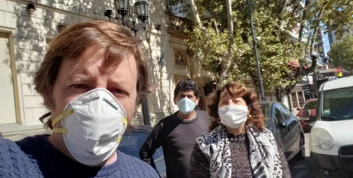 San Miguel: Uso obligatorio de barbijos para quienes trabajen y recomendado para los que circulen