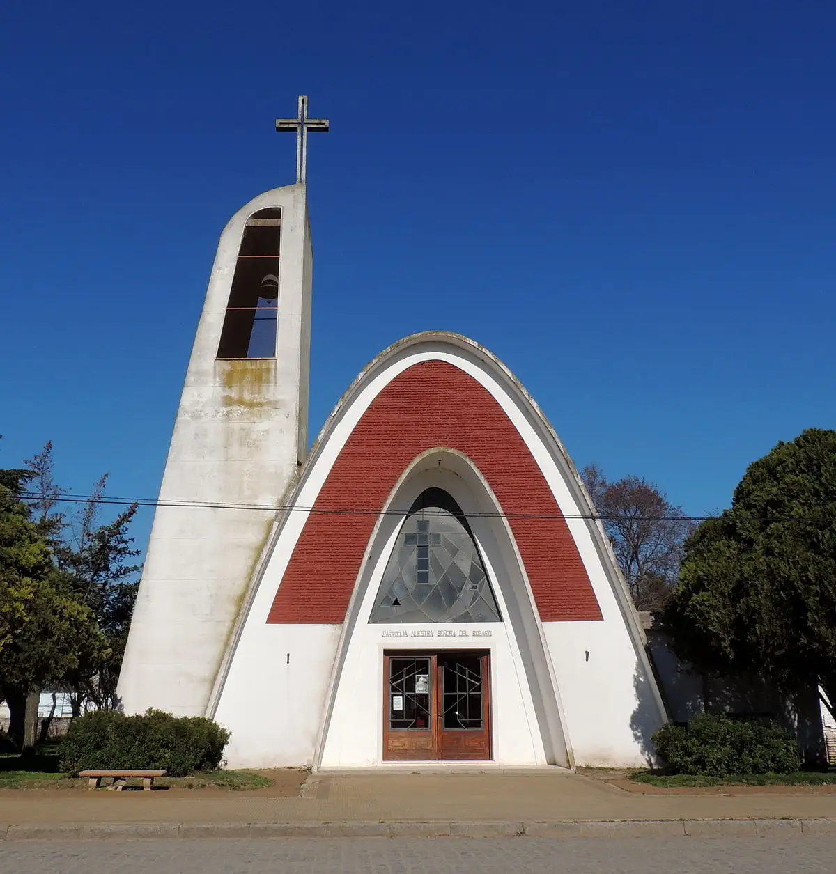 Ingeniería le alarga la vida a la iglesia de Vela