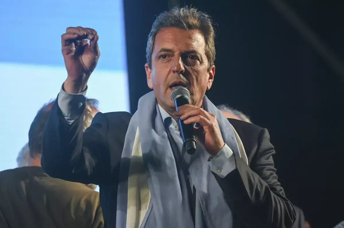 Ministro de economía de otra fuerza política: La pista de Massa y el rol clave de un gualeguaychuense