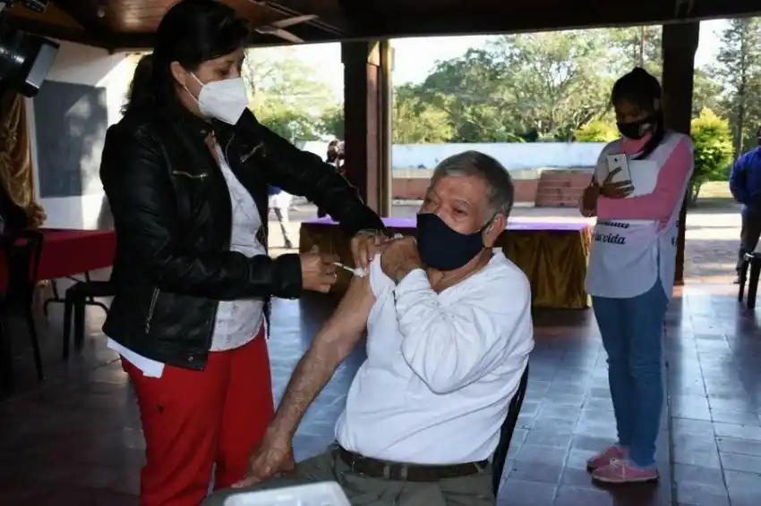 Sostenido avance de vacunación contra el Covid-19