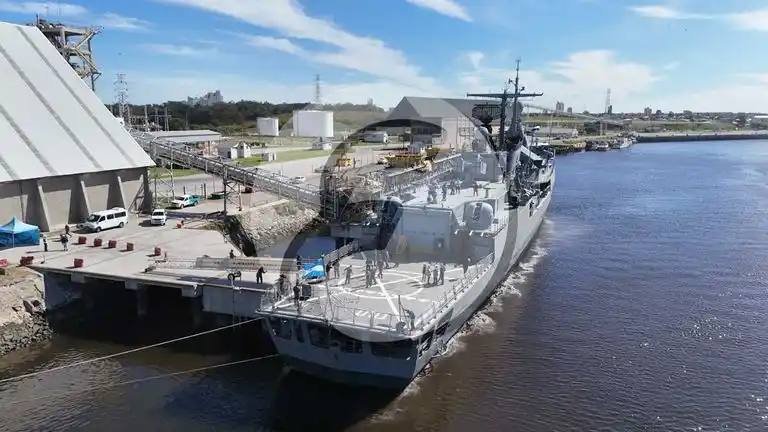 Gran convocatoria para ver al buque Almirante Brown