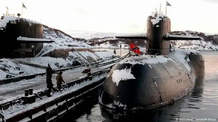 Mueren 14 tripulantes de un submarino ruso a causa de un incendio