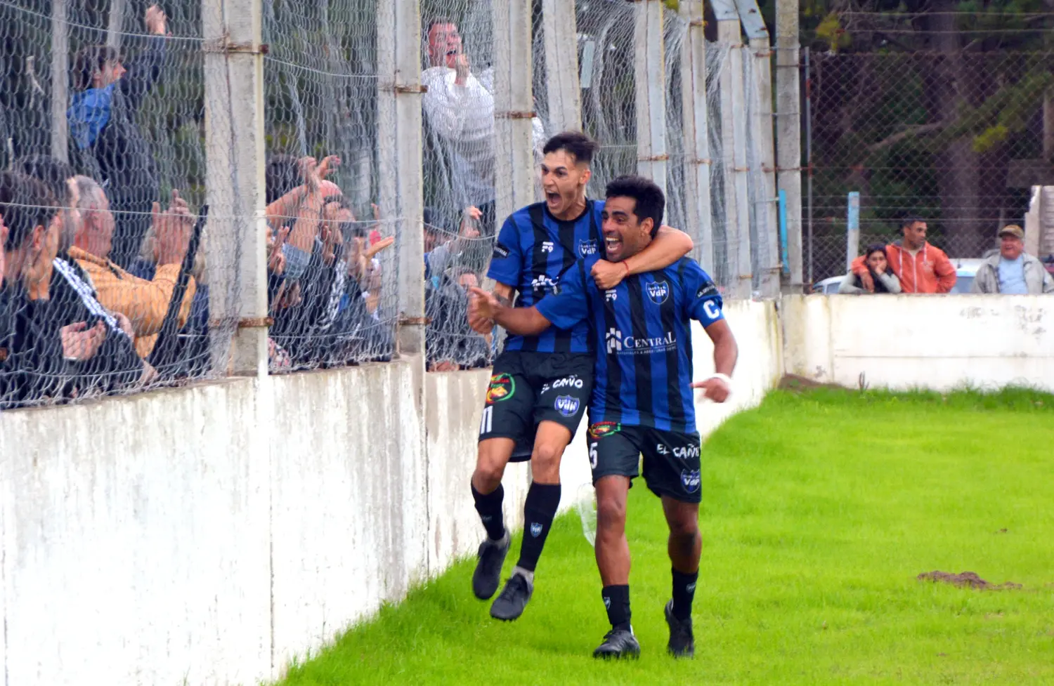 Festejo. De Leandro Blanes junto a Miguel Cordero