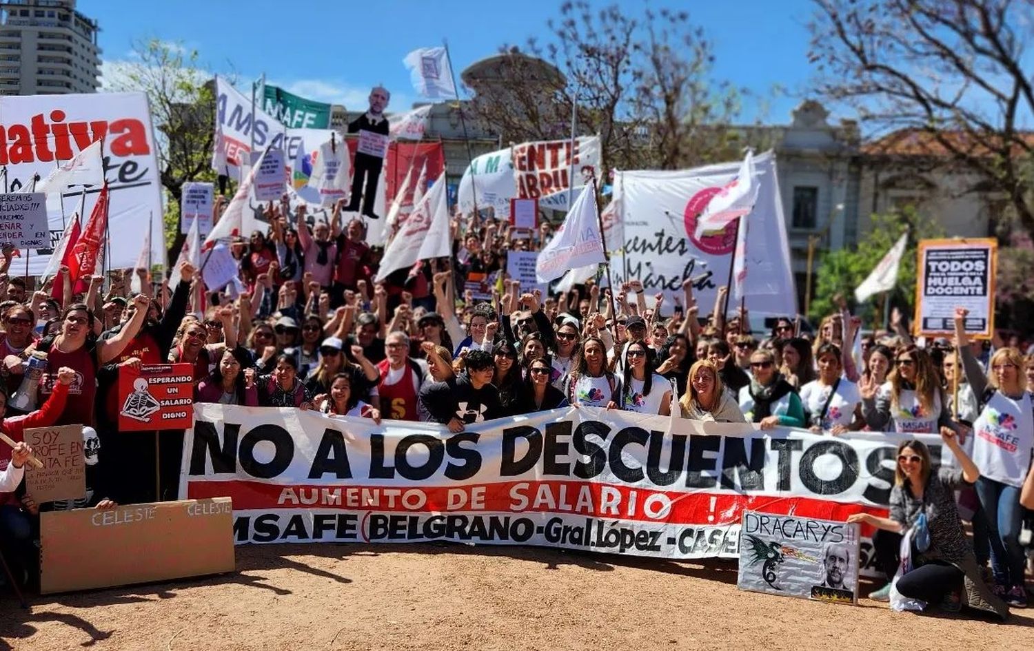 Docentes de la región votarán entre dos mociones de rechazo y una de aceptación a la propuesta provincial