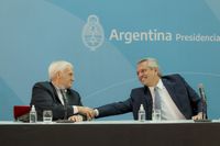 Fernández resiste cambios en el gabinete y apunta a modificar la estrategia electoral