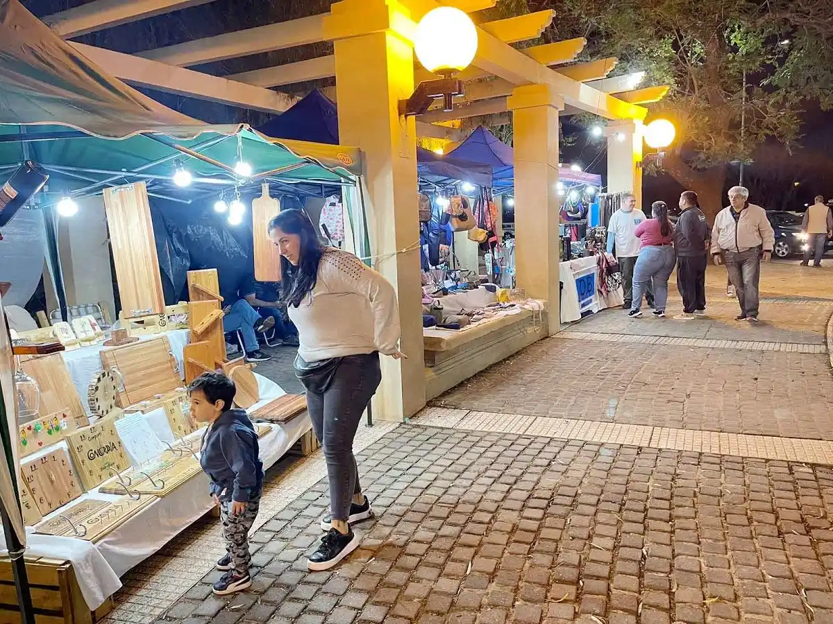 Capacitación gratuita sobre diseño y decoración de stands para ferias y eventos