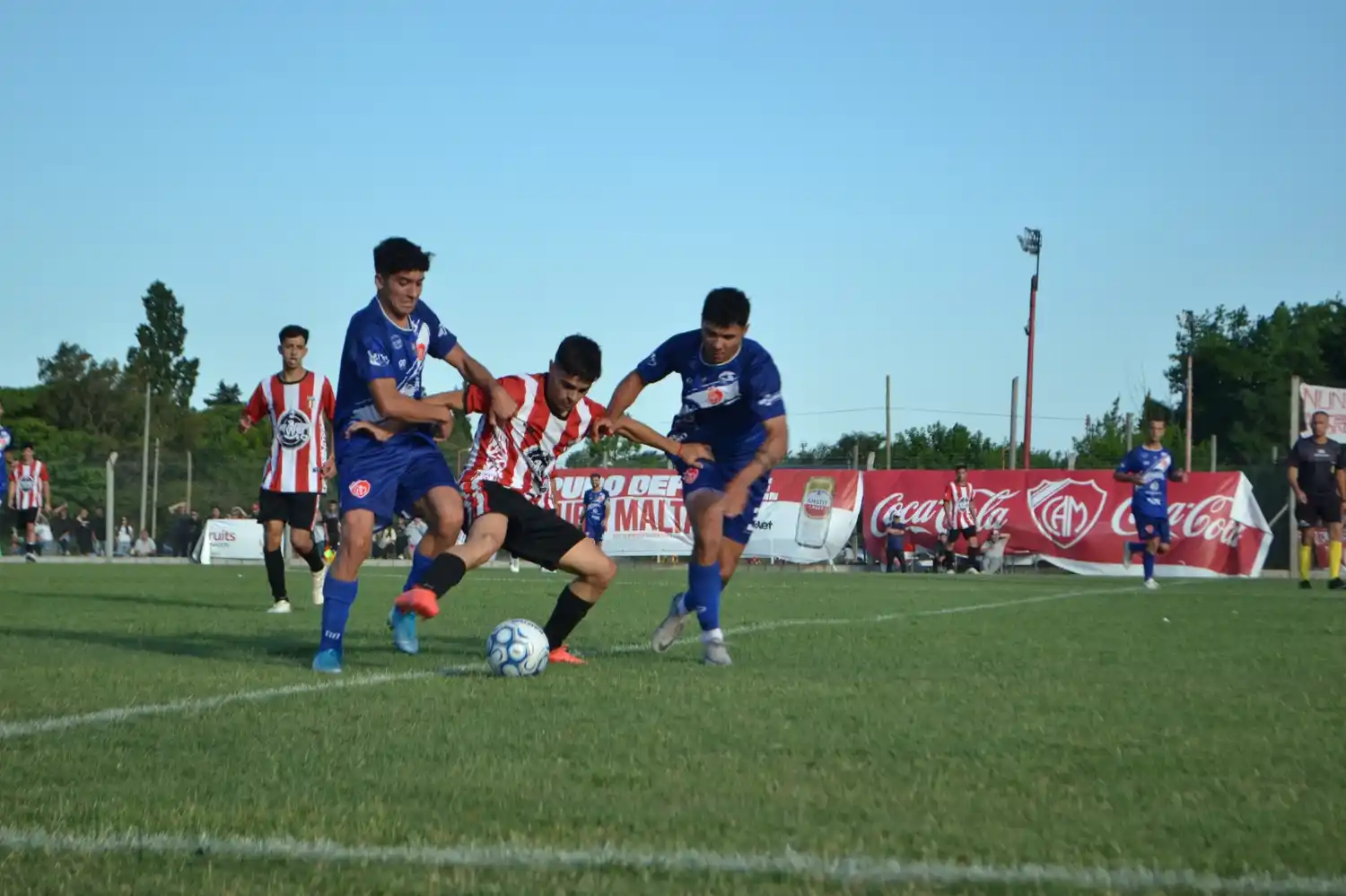 Comienza el Torneo Promoción 2025. Foto: La Opinión.