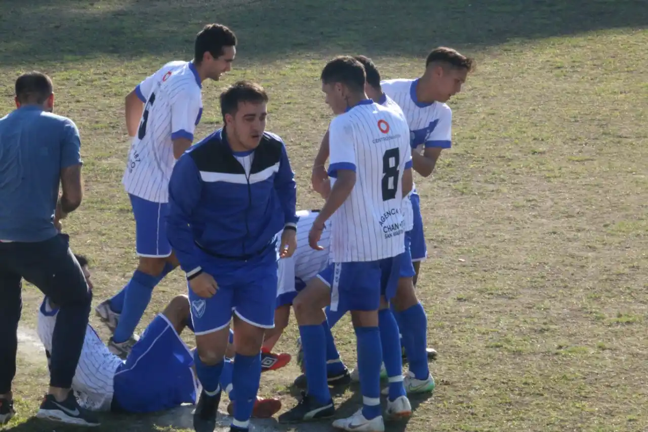 La Vencedora alcanzó la punta y sueña con el ascenso: cómo quedaron las posiciones
