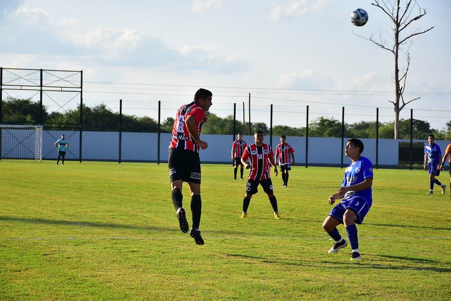 Defensores de Formosa abrió 
la décima fecha con un festejo