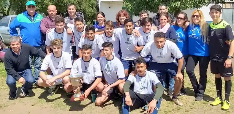 El Intercolegial no deja de latir