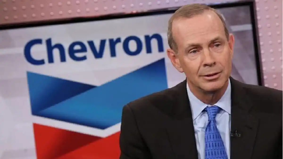 ¡LO EXPLICA CON MANZANITAS! Presidente de Chevron dice por qué no aumentará producción de crudo