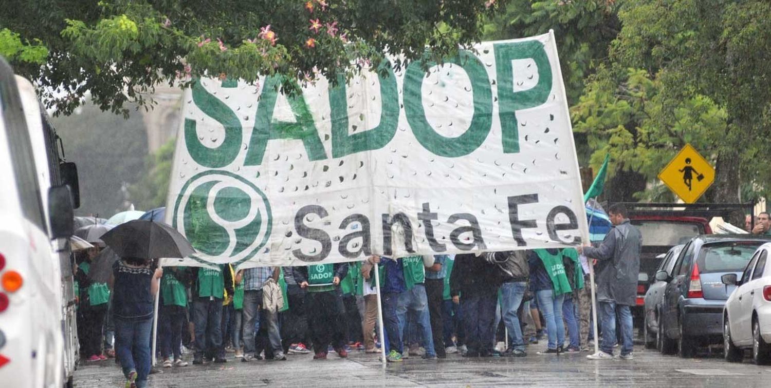 En “absoluta disconformidad”, Sadop aceptó la propuesta salarial