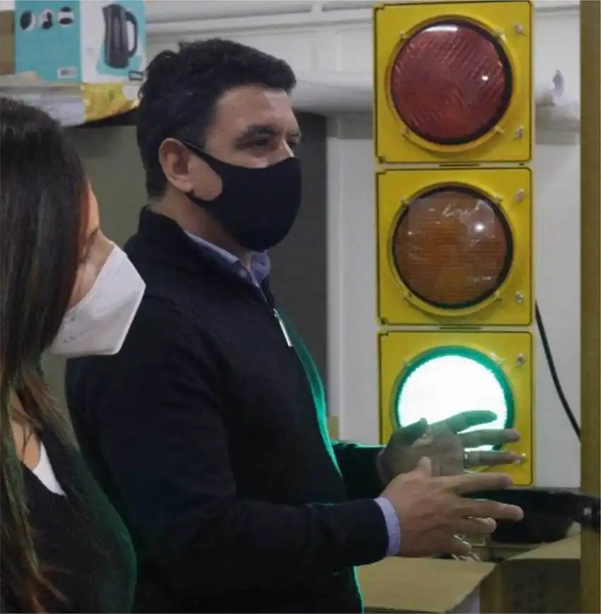 Instalarán los primeros semáforos sonoros en la ciudad para personas con discapacidad visual