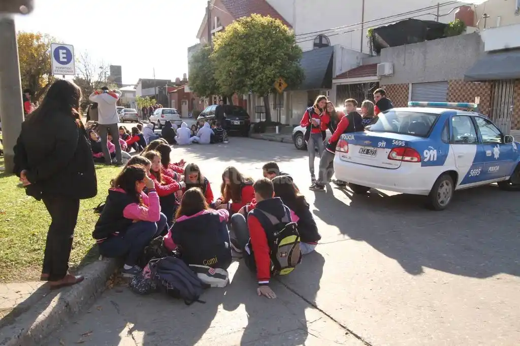 Falsas amenazas de bomba: tres jóvenes deberán resarcir económicamente a la escuela San Roque