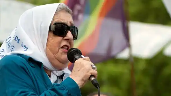 ¿Dónde descansarán los restos de Hebe de Bonafini?