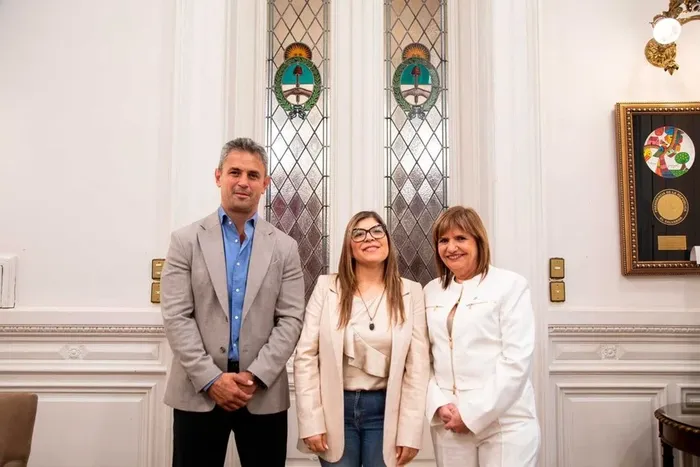 Juran diputados electos