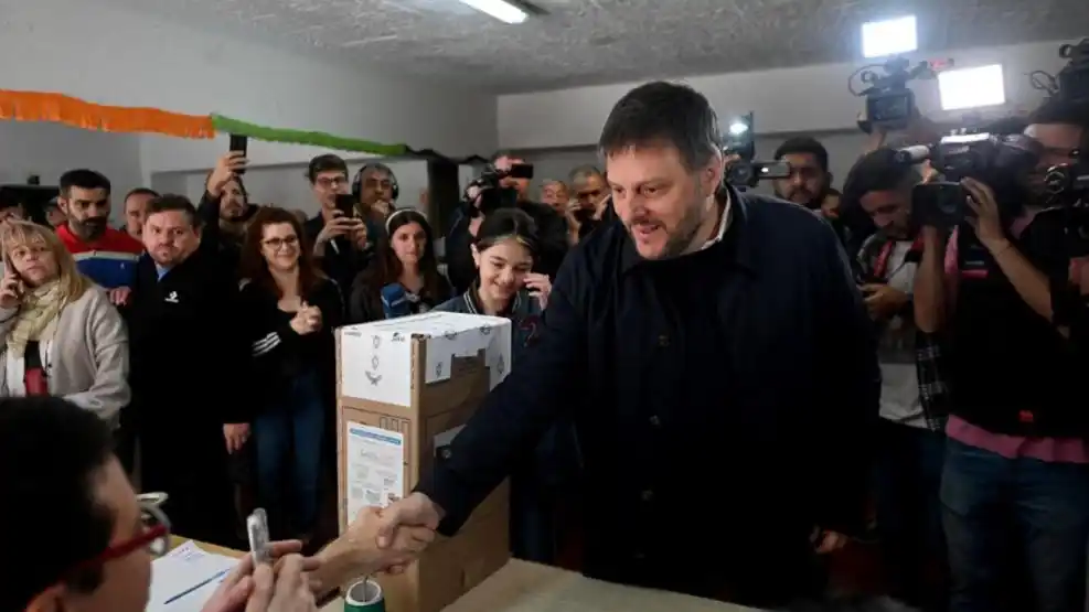 Santoro bajó su candidatura en CABA.