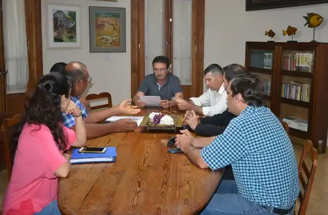 El intendente de Diamante se reunió con secretarios generales de Sadop y AMET