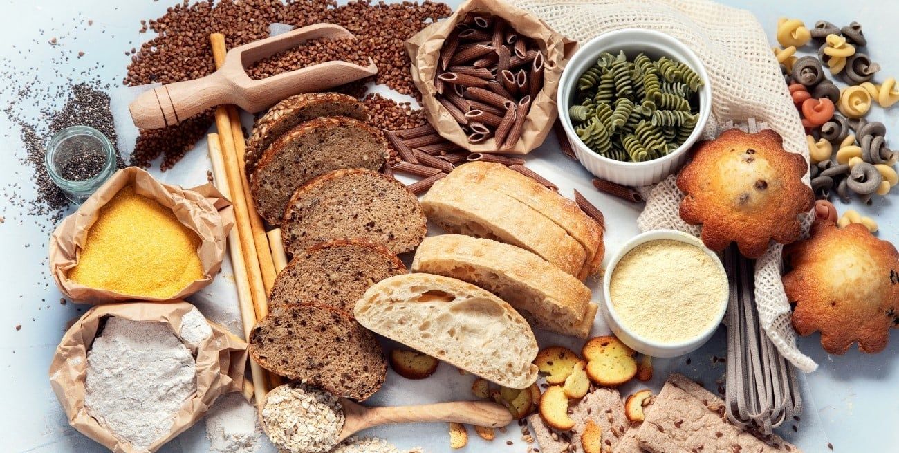 La falta de carbohidratos puede disminuir el rendimiento y la recuperación muscular en el ejercicio.