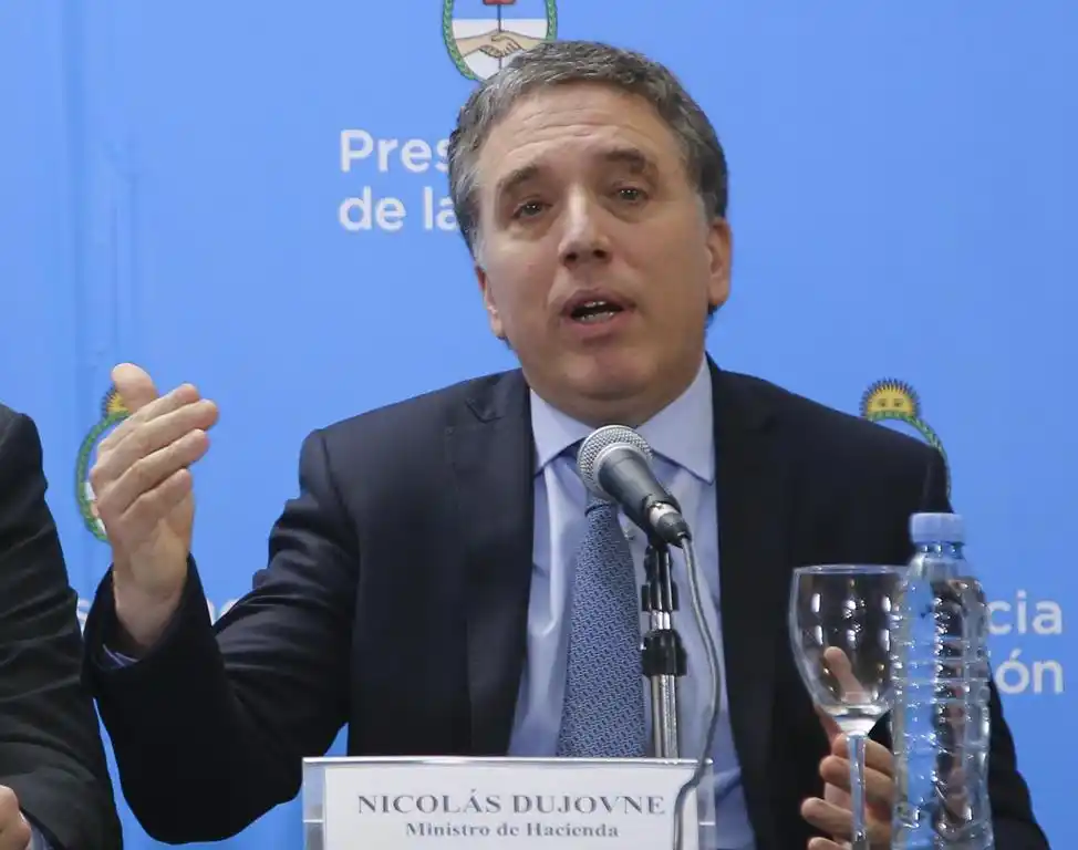 Subsidios, empleo y jubilaciones,  entre los compromisos con el FMI