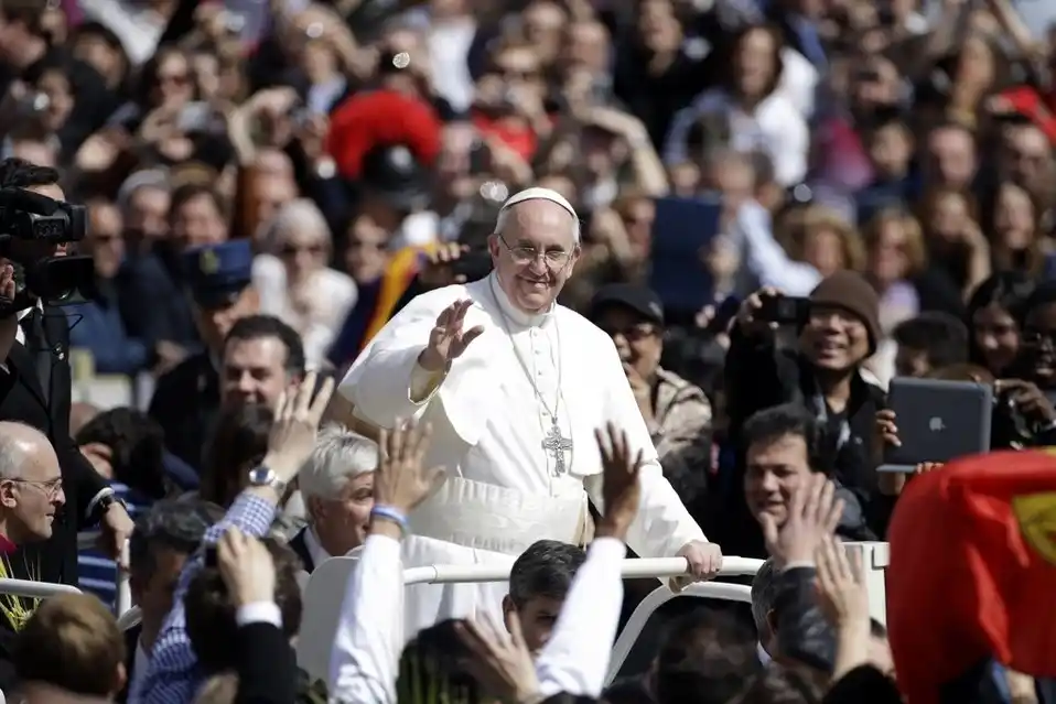 JMJ Brasil: El Papa Francisco encabeza Vía Crucis en la playa