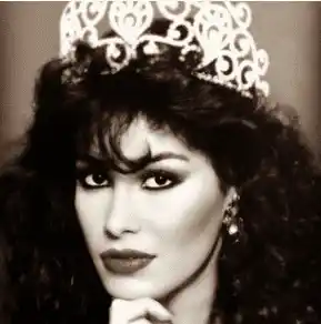 Ivonne Balliache en su foto oficial como Miss Hawaiian Tropic International. Foto Instagram