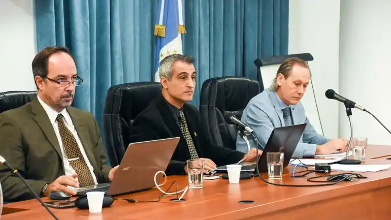 Declararon culpables a tres policías por la brutal golpiza a un joven en Neuquén