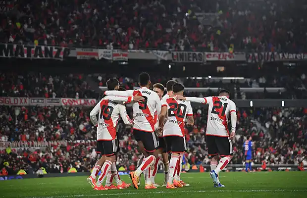 River apunta a una estrella mundial para conquistar la Libertadores