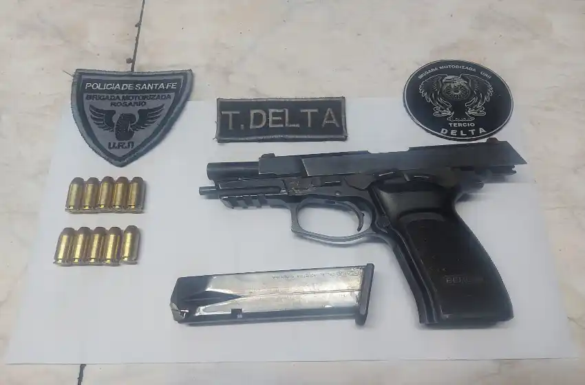 Delinquir desde la infancia: la policía le encontró un arma a un menor de 14 años en República de la Sexta