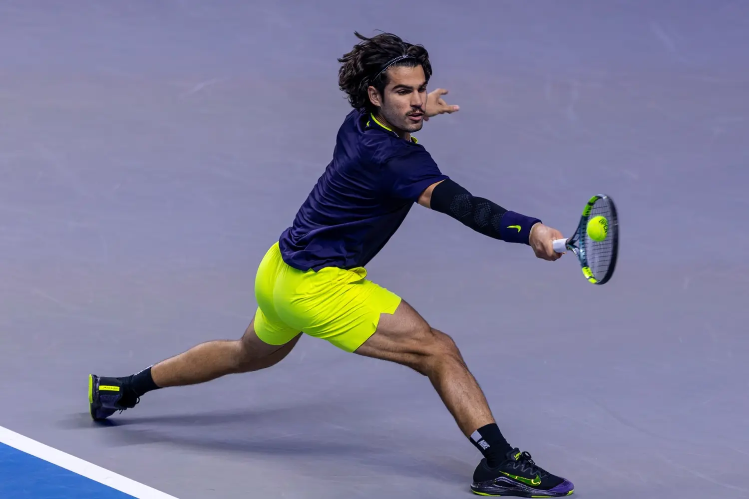 Carlos Alcaraz superó a Tommy Paul y avanzó a cuartos de final en el ATP 500 de Viena